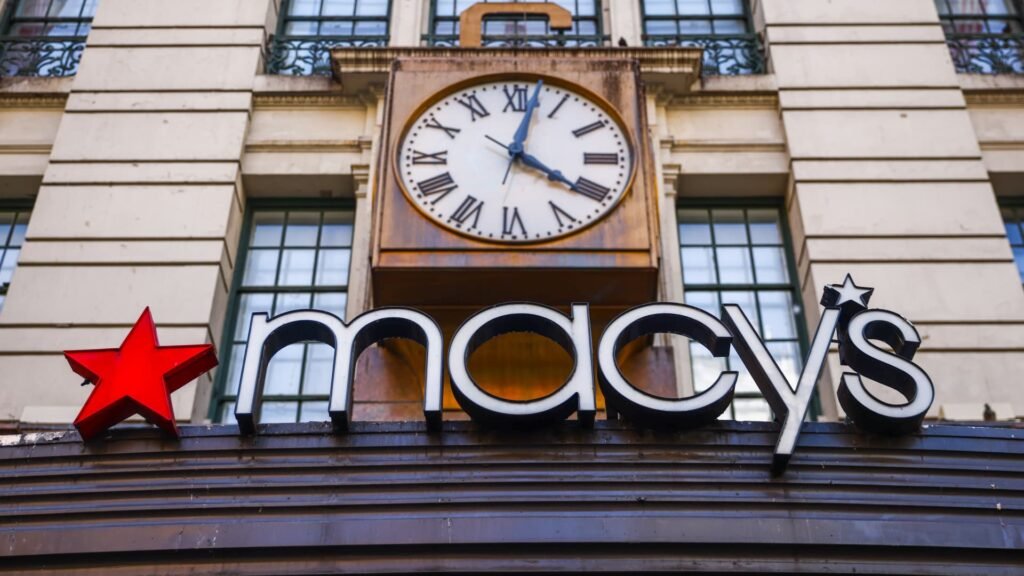 Macy’s (M) Q1 2025 earnings