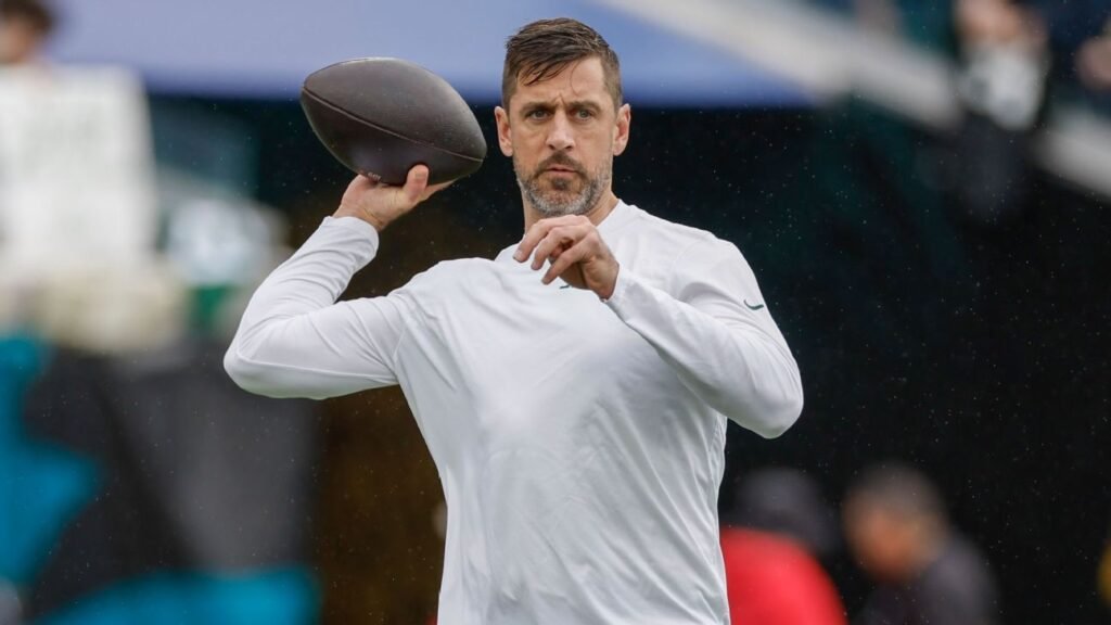 Sources — QB Rodgers with Steelers, signs one-year, .65M deal