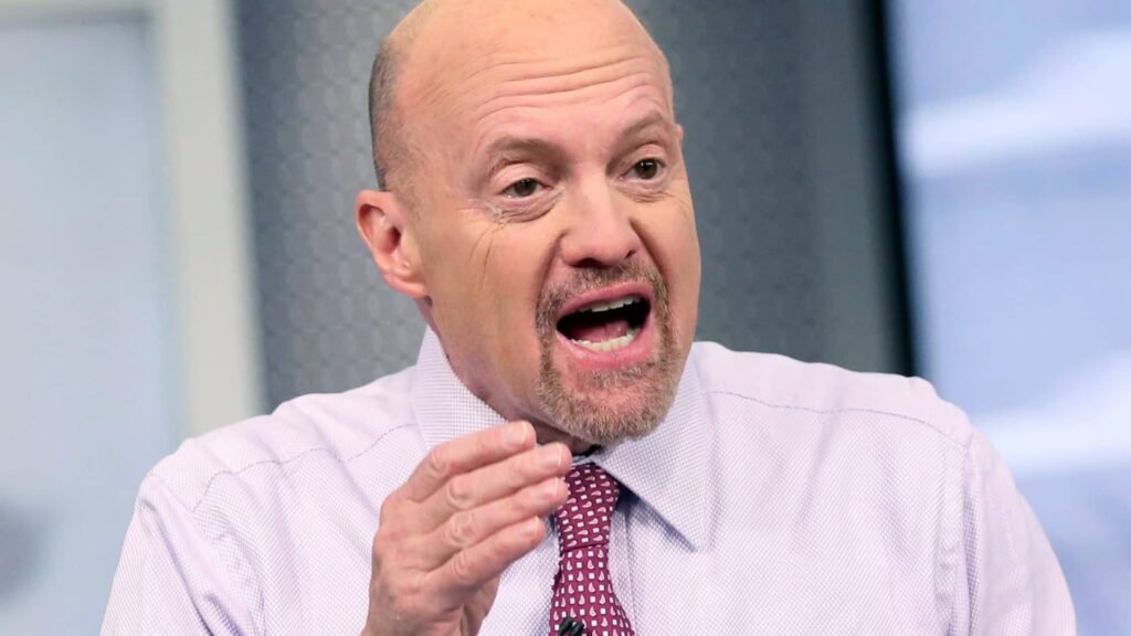 Jim Cramer on 2 trends moving the market: Trade and dollar weakness